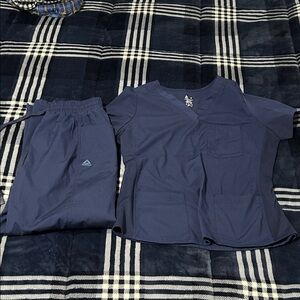 Reebok Navy Blue Women's Scrub Set
